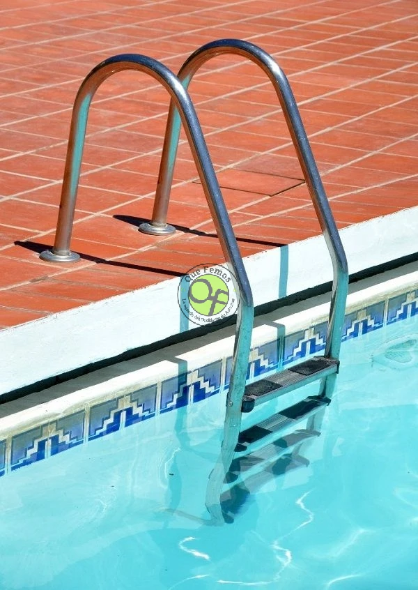 Cursos de natación en San Tirso de Abres