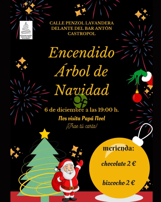 Castropol enciende su árbol de Navidad