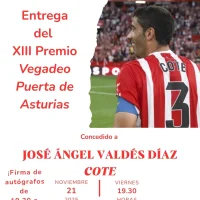 Entrega del XIII Premio Vegadeo Puerta de Asturias a José Ángel Valdés Díaz