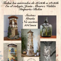 Taller de decoración de tejas y grabado en cristal en A Caridá