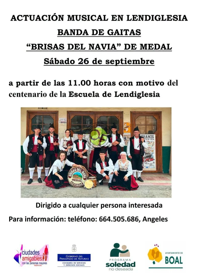 La Escuela de Lendiglesia celebra su centenario al ritmo de la Banda de Gaitas Brisas del Navia