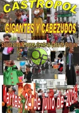 Gigantes y cabezudos en Castropol