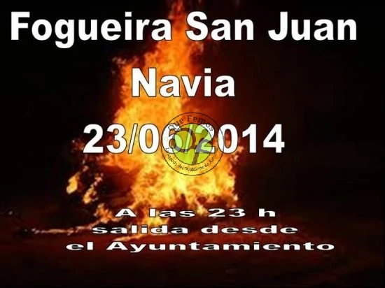 Hoguera de San Juan 2014 en Navia
